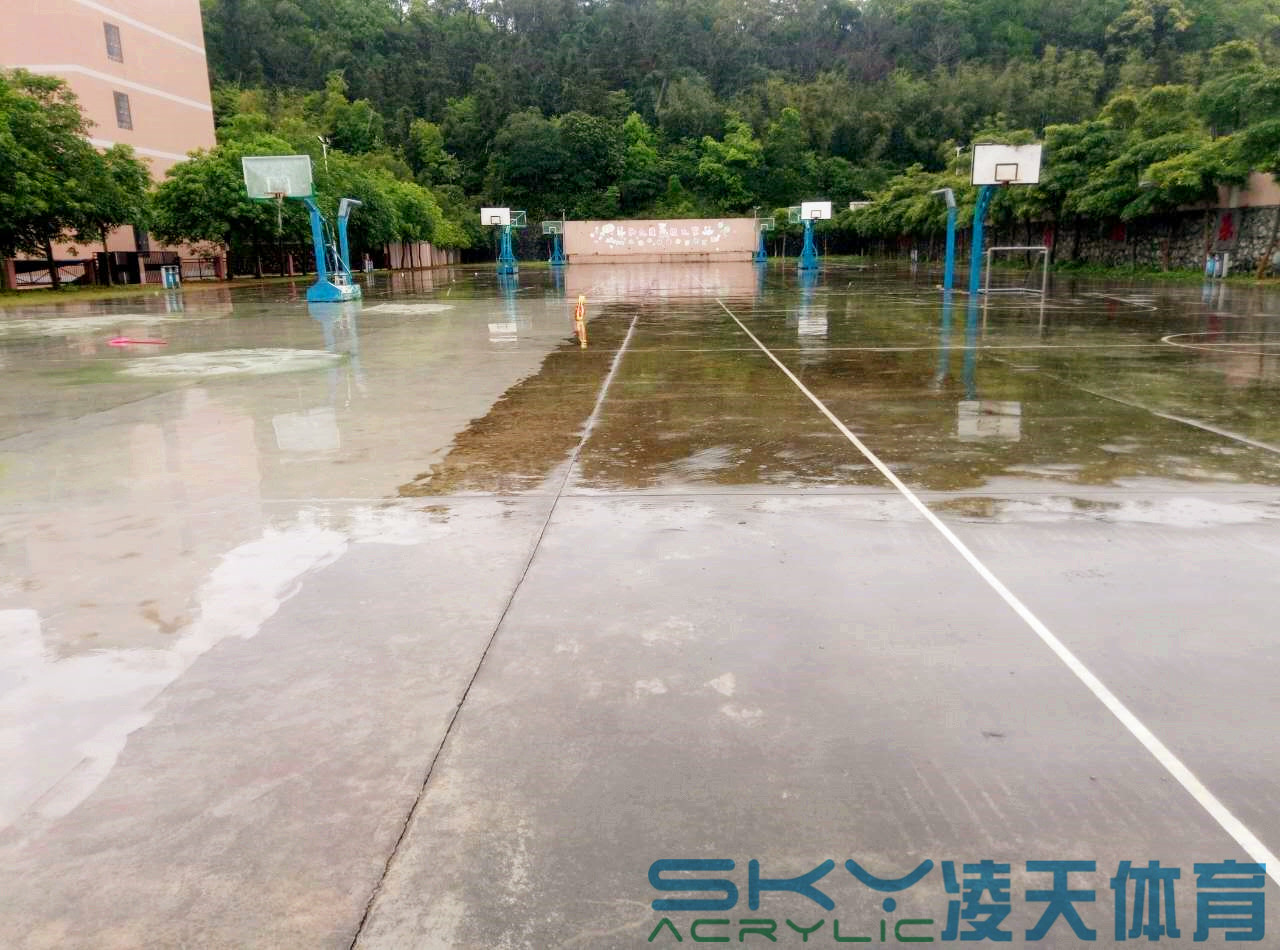 硅PU篮球场案例：广州市增城小楼中学5mm硅PU篮球